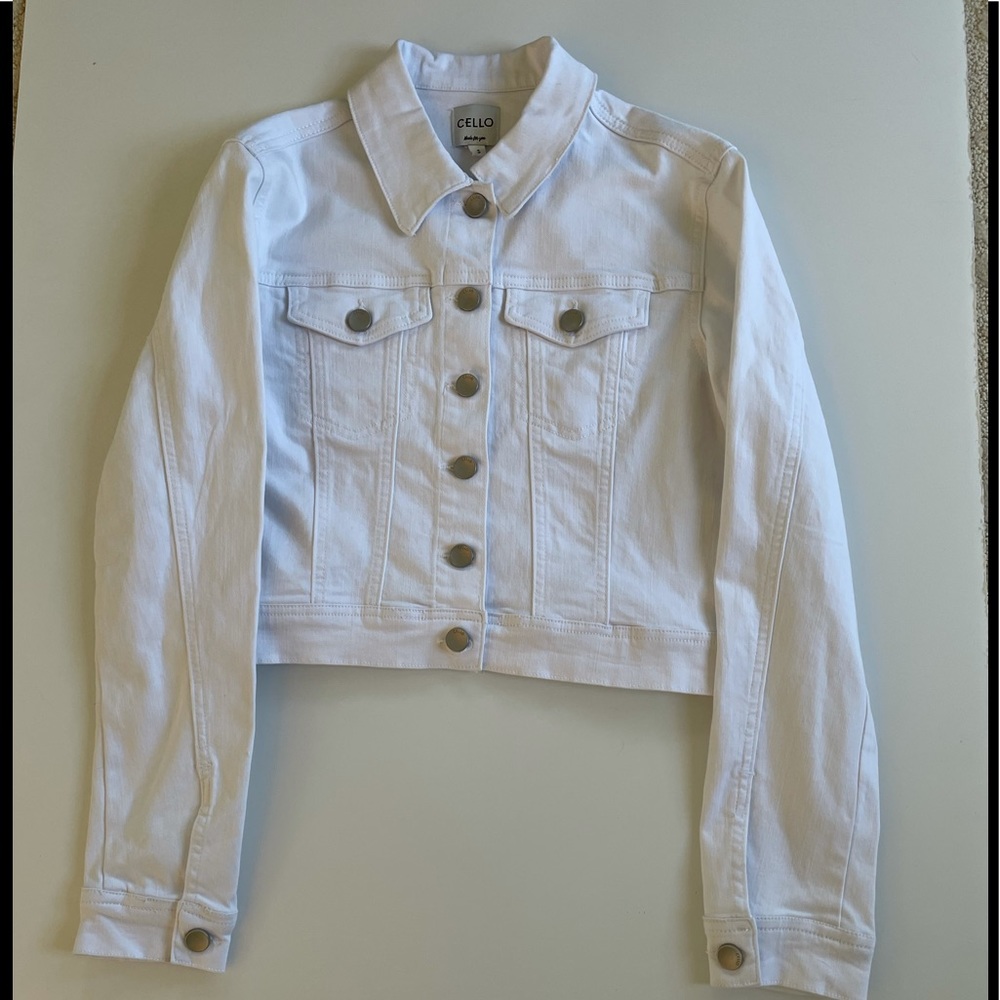 Cello jean jacket never worn